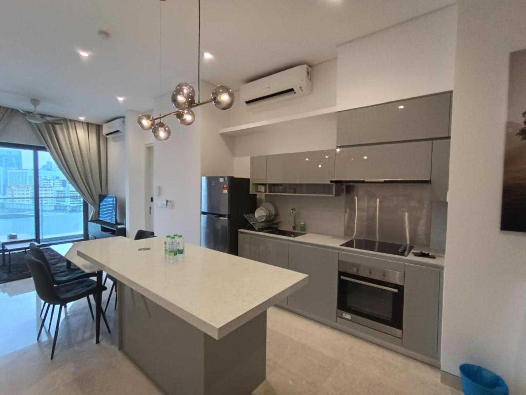 Ferienwohnung Lotus Infinity Pool At Lucentia Kuala Lumpur Exterior foto
